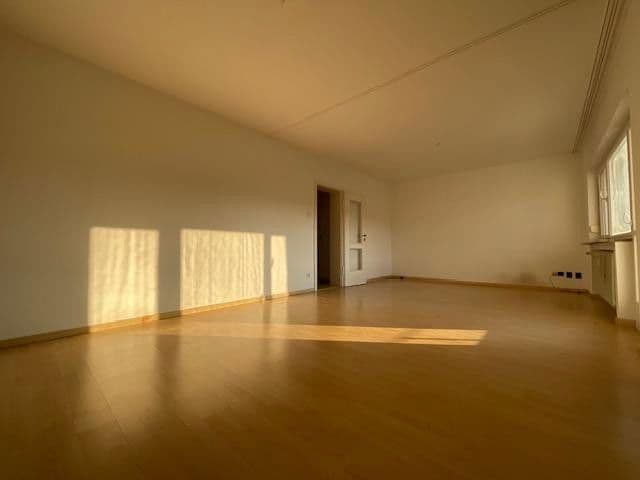 Predaj bytu 2-izbový 69 m², Stuttgart, Bádensko-Wurttembersko Predaj bytu 2-izbový 69 m², Stuttgart, Bádensko-Wurttembersko