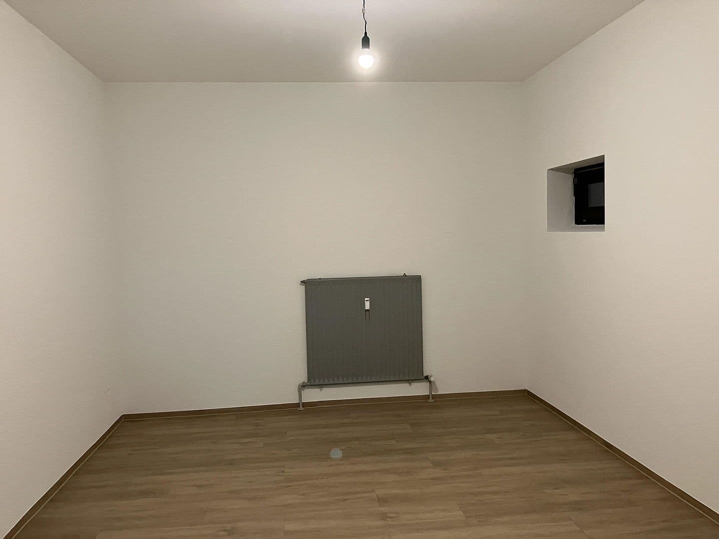 Predaj nebytového priestoru 124 m², Hohenheimer Straße 11, Leinfelden-Echterdingen, Bádensko-Wurttembersko Predaj nebytového priestoru 124 m², Hohenheimer Straße 11, Leinfelden-Echterdingen, Bádensko-Wurttembersko