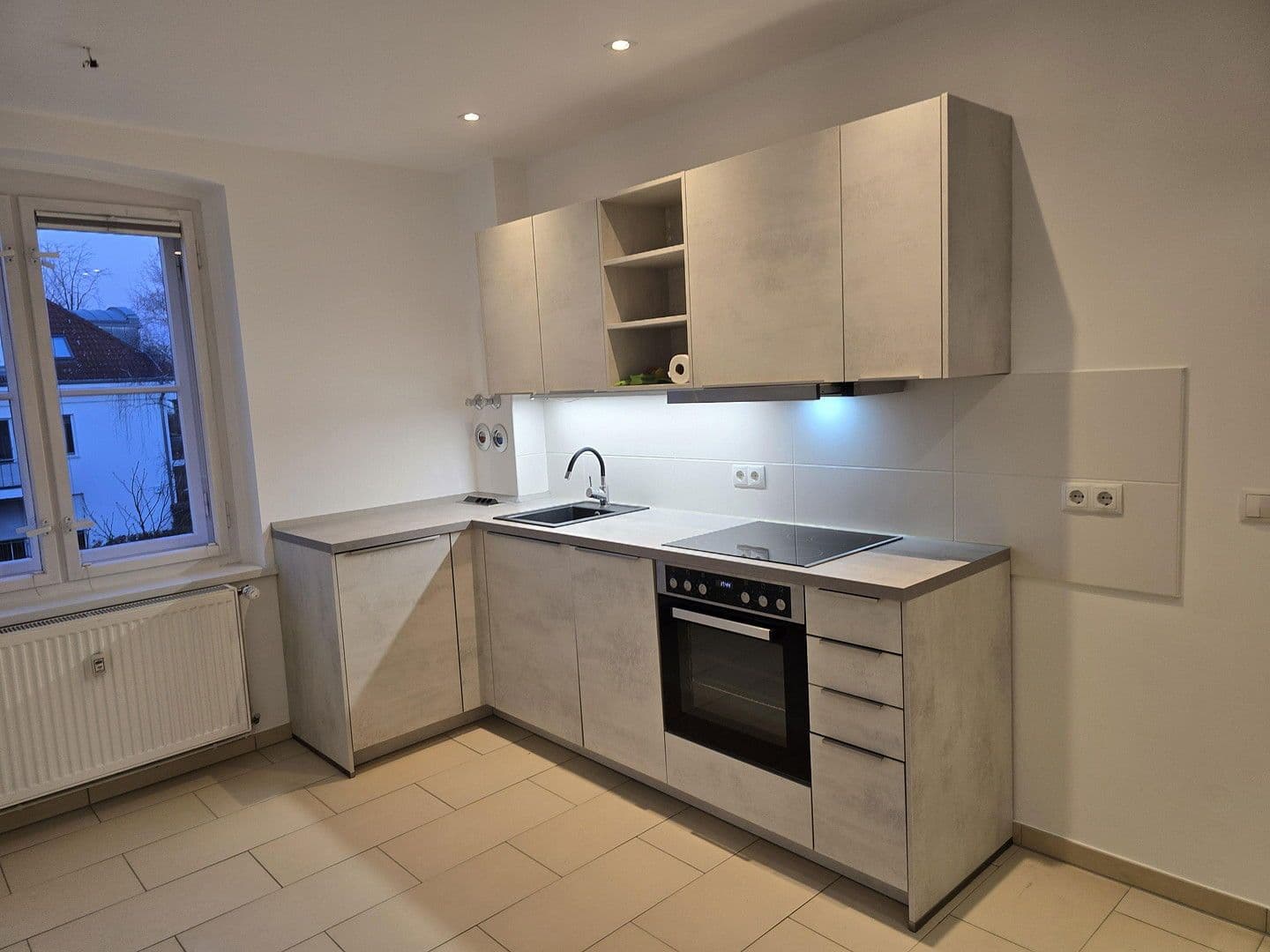 Prenájom bytu 2-izbový 66 m², Gerhart-Hauptmann Straße 43/45, Teltow, Brandenbursko Prenájom bytu 2-izbový 66 m², Gerhart-Hauptmann Straße 43/45, Teltow, Brandenbursko