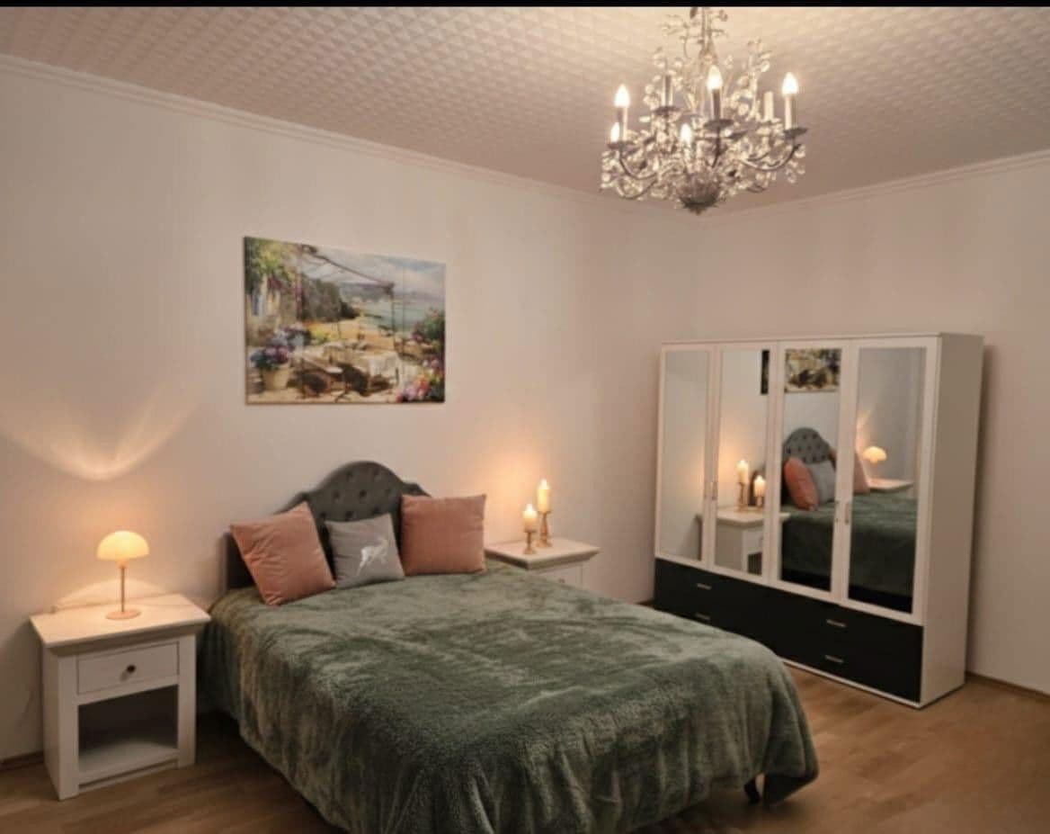 Prenájom bytu 2-izbový 91 m², Adolfsallee 20, Wiesbaden, Hesensko Prenájom bytu 2-izbový 91 m², Adolfsallee 20, Wiesbaden, Hesensko