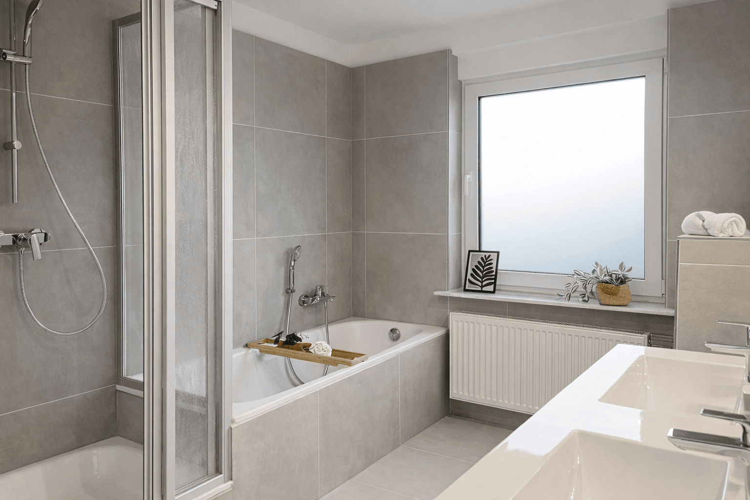 Predaj domu 156 m², pozemek 319 m², Bremen, Brémy Predaj domu 156 m², pozemek 319 m², Bremen, Brémy