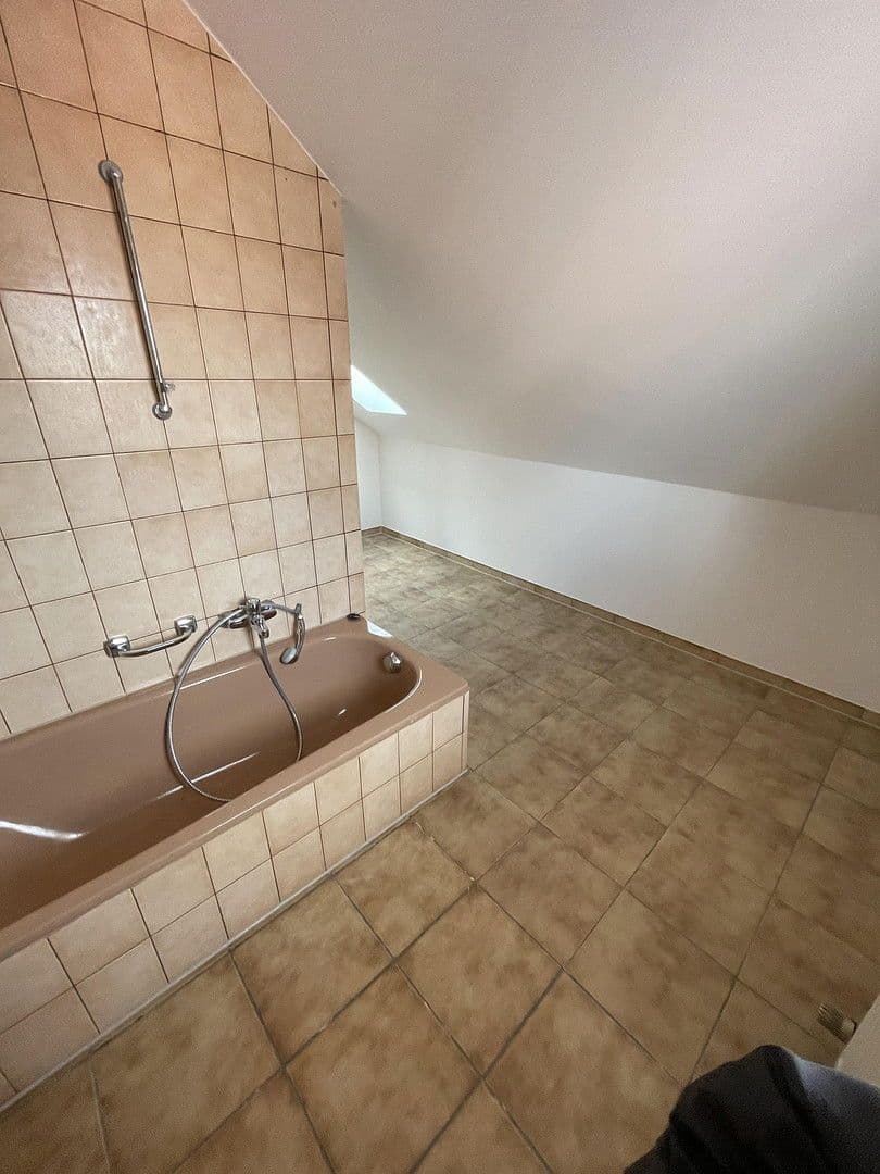 Prenájom bytu 2-izbový 74 m², Wüstenrot, Bádensko-Wurttembersko Prenájom bytu 2-izbový 74 m², Wüstenrot, Bádensko-Wurttembersko