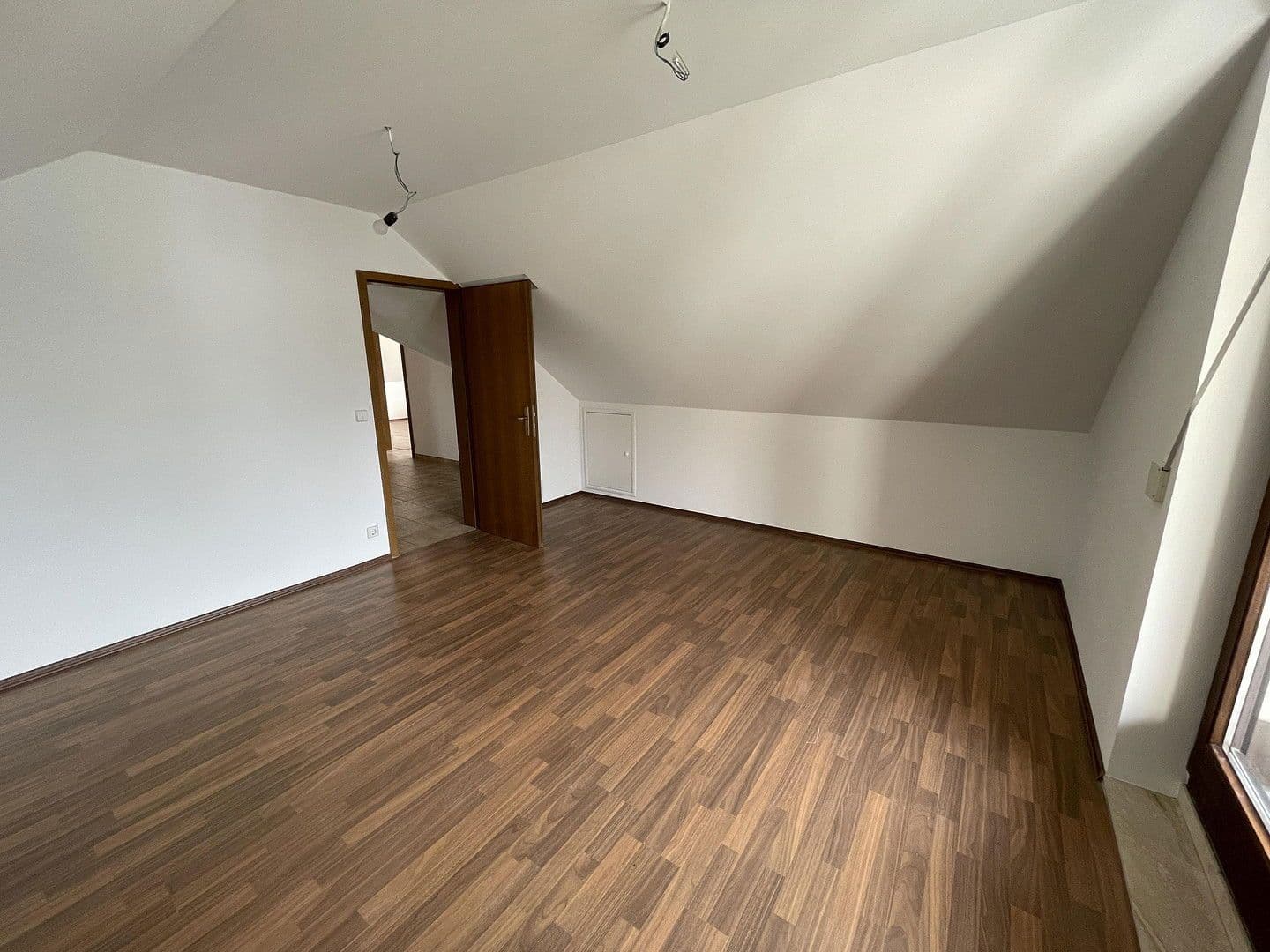 Prenájom bytu 2-izbový 74 m², Wüstenrot, Bádensko-Wurttembersko Prenájom bytu 2-izbový 74 m², Wüstenrot, Bádensko-Wurttembersko
