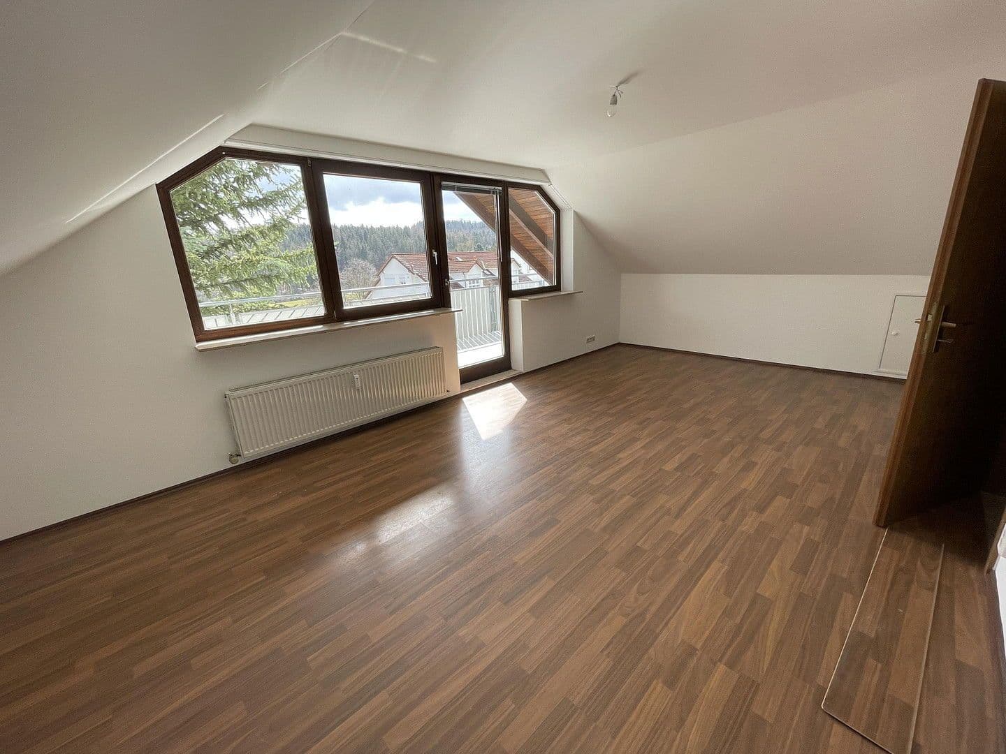 Prenájom bytu 2-izbový 74 m², Wüstenrot, Bádensko-Wurttembersko Prenájom bytu 2-izbový 74 m², Wüstenrot, Bádensko-Wurttembersko