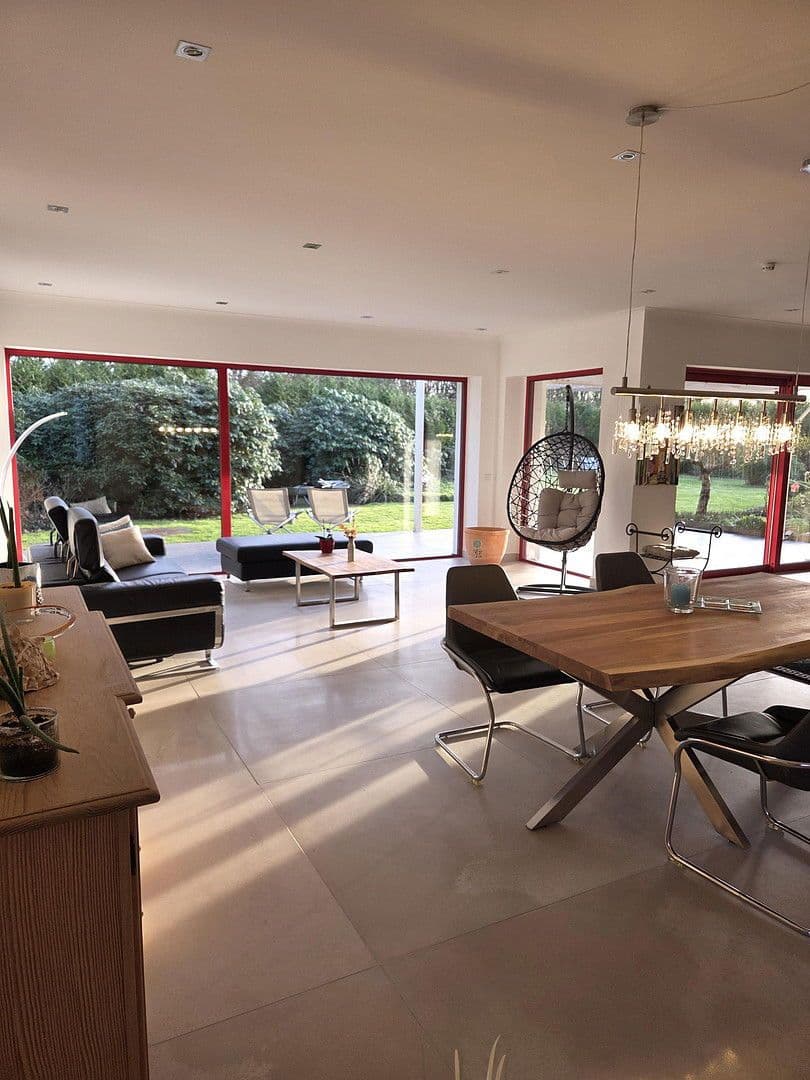 Predaj domu 273 m², pozemek 1.784 m², August-Schmidt-Straße 6, Gladbeck, Severné Porýnie - Westfálsko Predaj domu 273 m², pozemek 1.784 m², August-Schmidt-Straße 6, Gladbeck, Severné Porýnie - Westfálsko