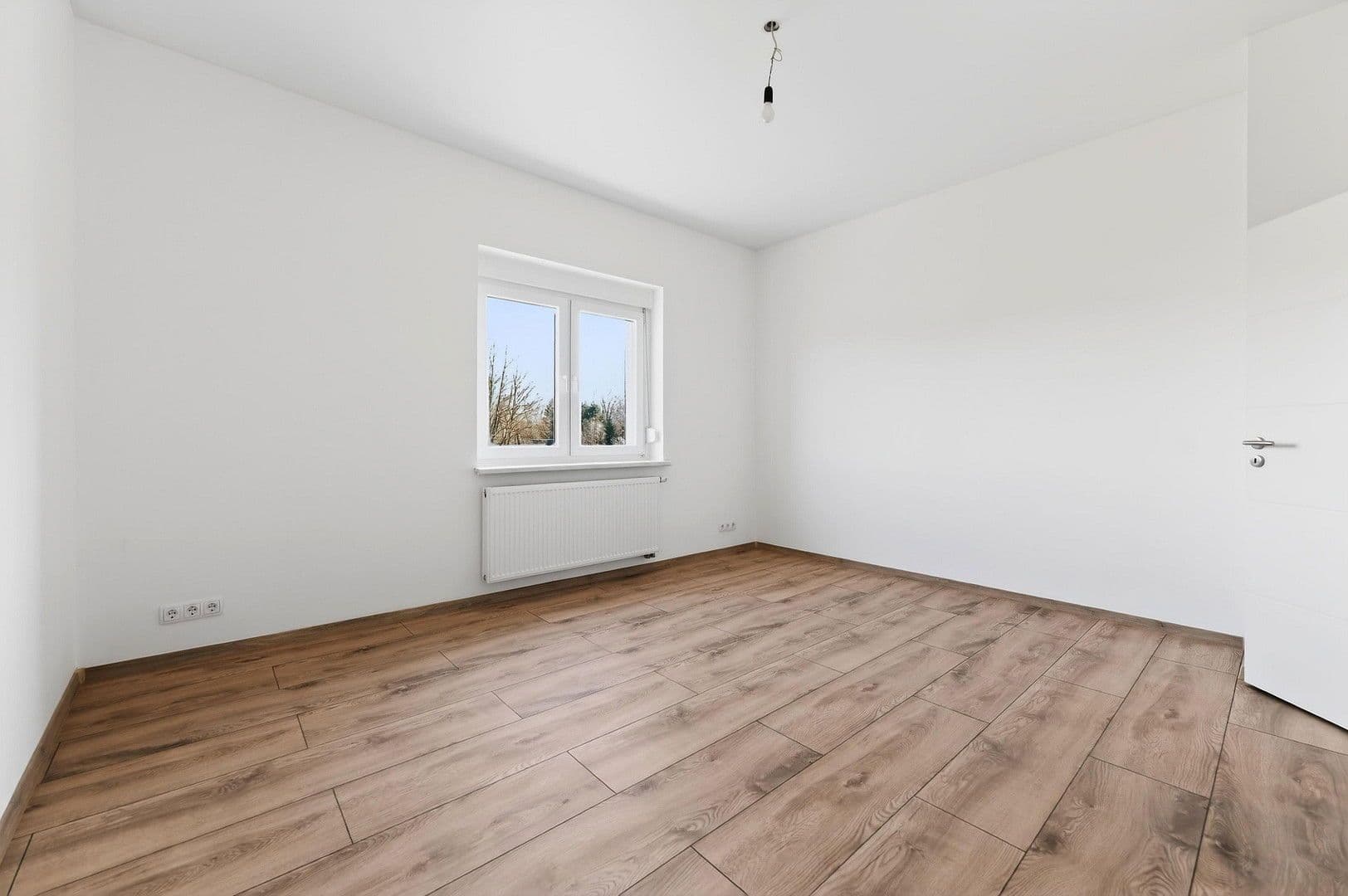 Predaj domu 102 m², pozemek 171 m², Taucha, Sasko Predaj domu 102 m², pozemek 171 m², Taucha, Sasko