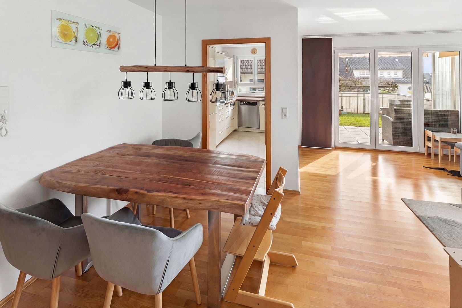 Predaj bytu 3-izbový 80 m², Markdorf, Bádensko-Wurttembersko Predaj bytu 3-izbový 80 m², Markdorf, Bádensko-Wurttembersko