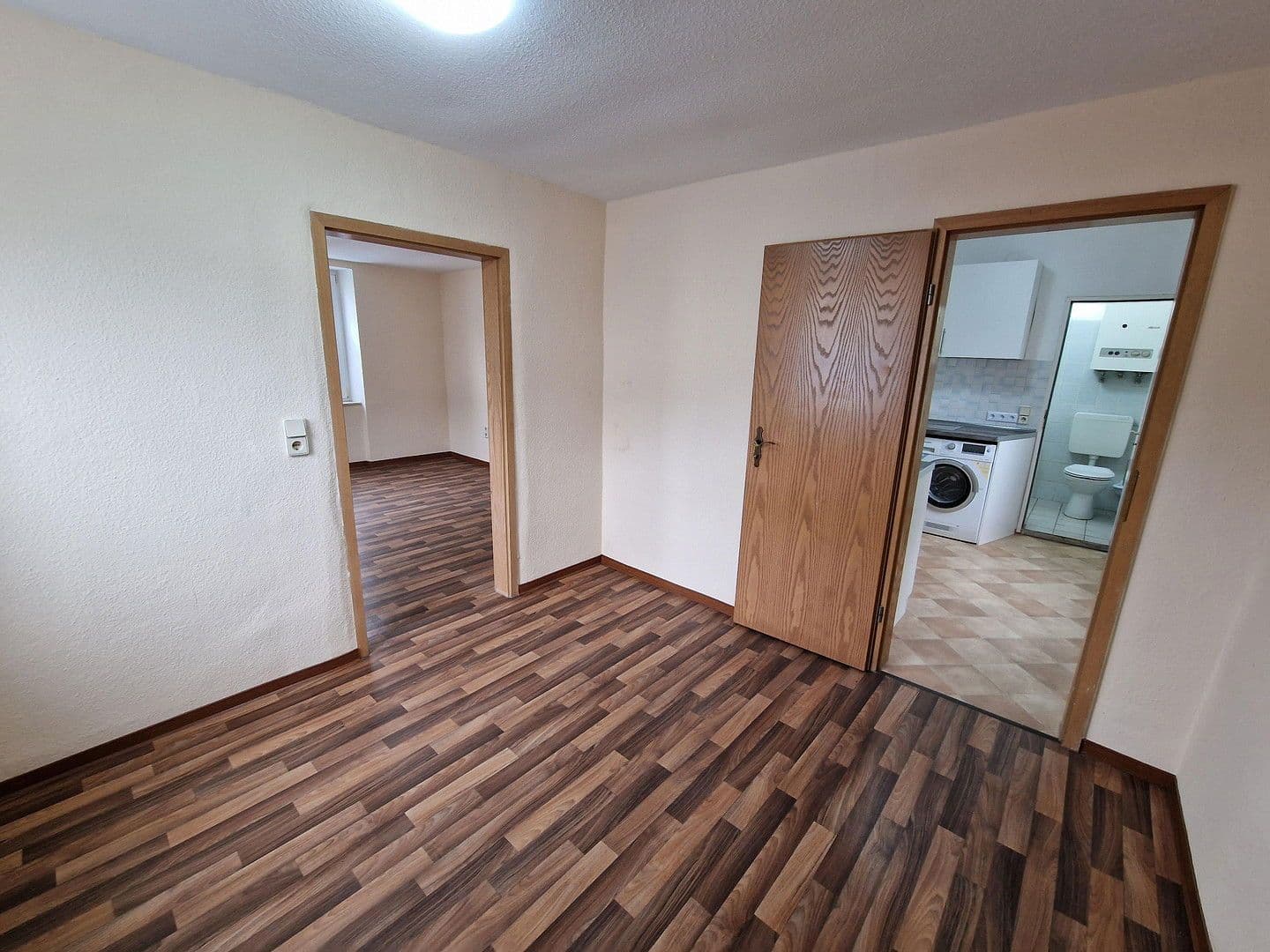 Prenájom bytu 2-izbový 36 m², Staatstraße 44, Neidenfels, Porýnie-Falcko Prenájom bytu 2-izbový 36 m², Staatstraße 44, Neidenfels, Porýnie-Falcko