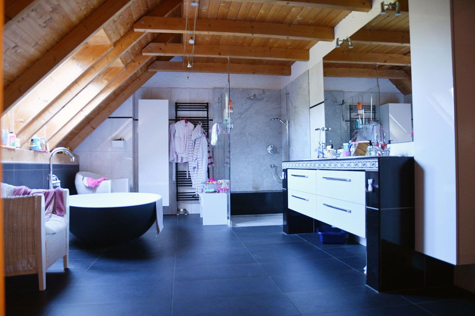 Predaj domu 301 m², pozemek 2.065 m², Coppenbrügge, Dolné Sasko Predaj domu 301 m², pozemek 2.065 m², Coppenbrügge, Dolné Sasko