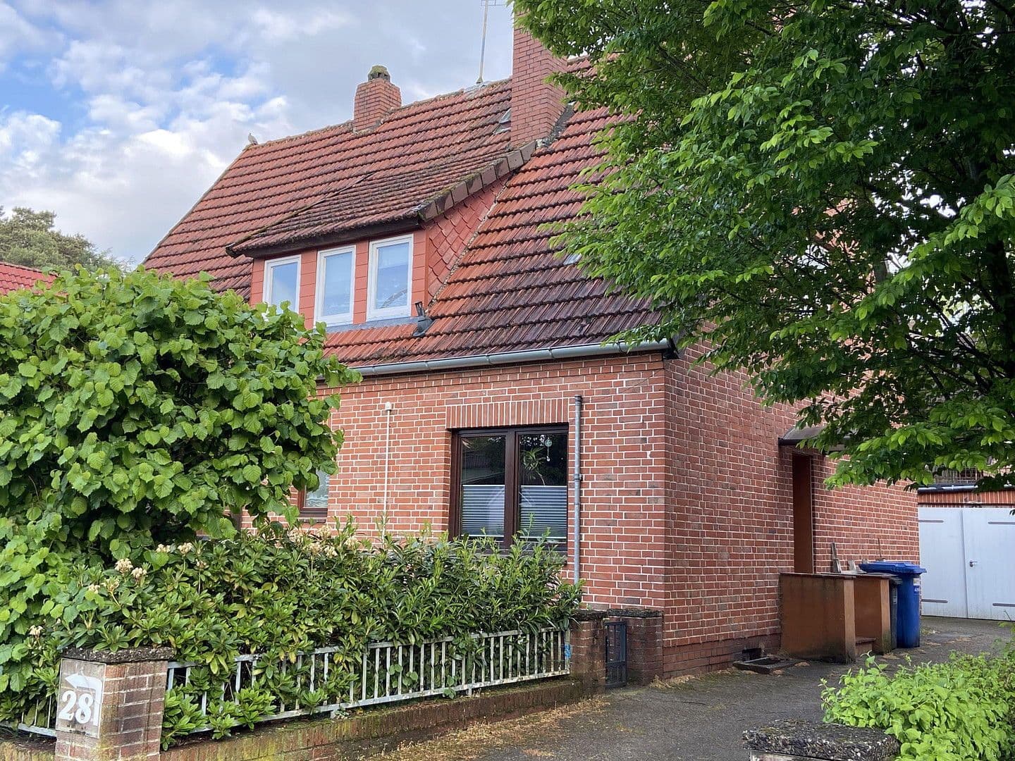 Predaj domu 140 m², pozemek 310 m², Kirchlinteln, Dolné Sasko Predaj domu 140 m², pozemek 310 m², Kirchlinteln, Dolné Sasko