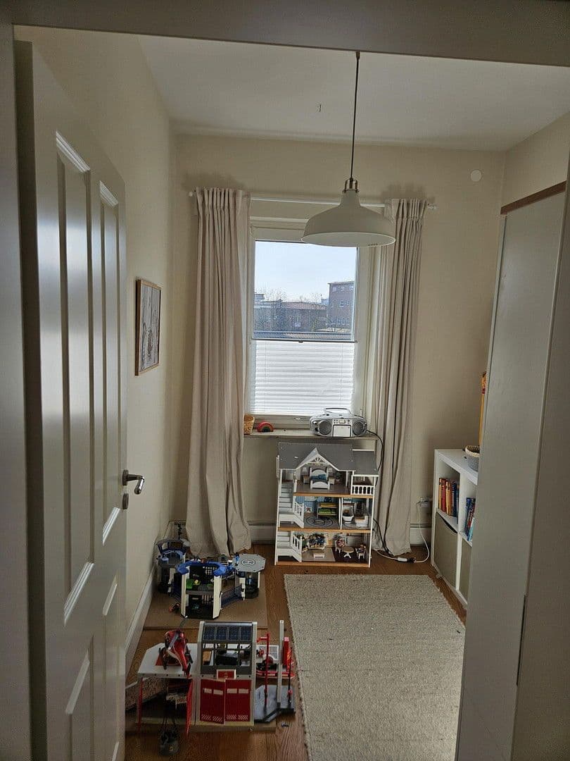 Predaj domu 137 m², pozemek 147 m², Bremen, Brémy Predaj domu 137 m², pozemek 147 m², Bremen, Brémy