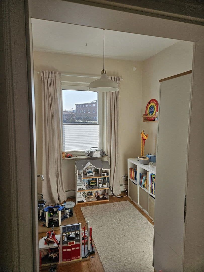 Predaj domu 137 m², pozemek 147 m², Bremen, Brémy Predaj domu 137 m², pozemek 147 m², Bremen, Brémy