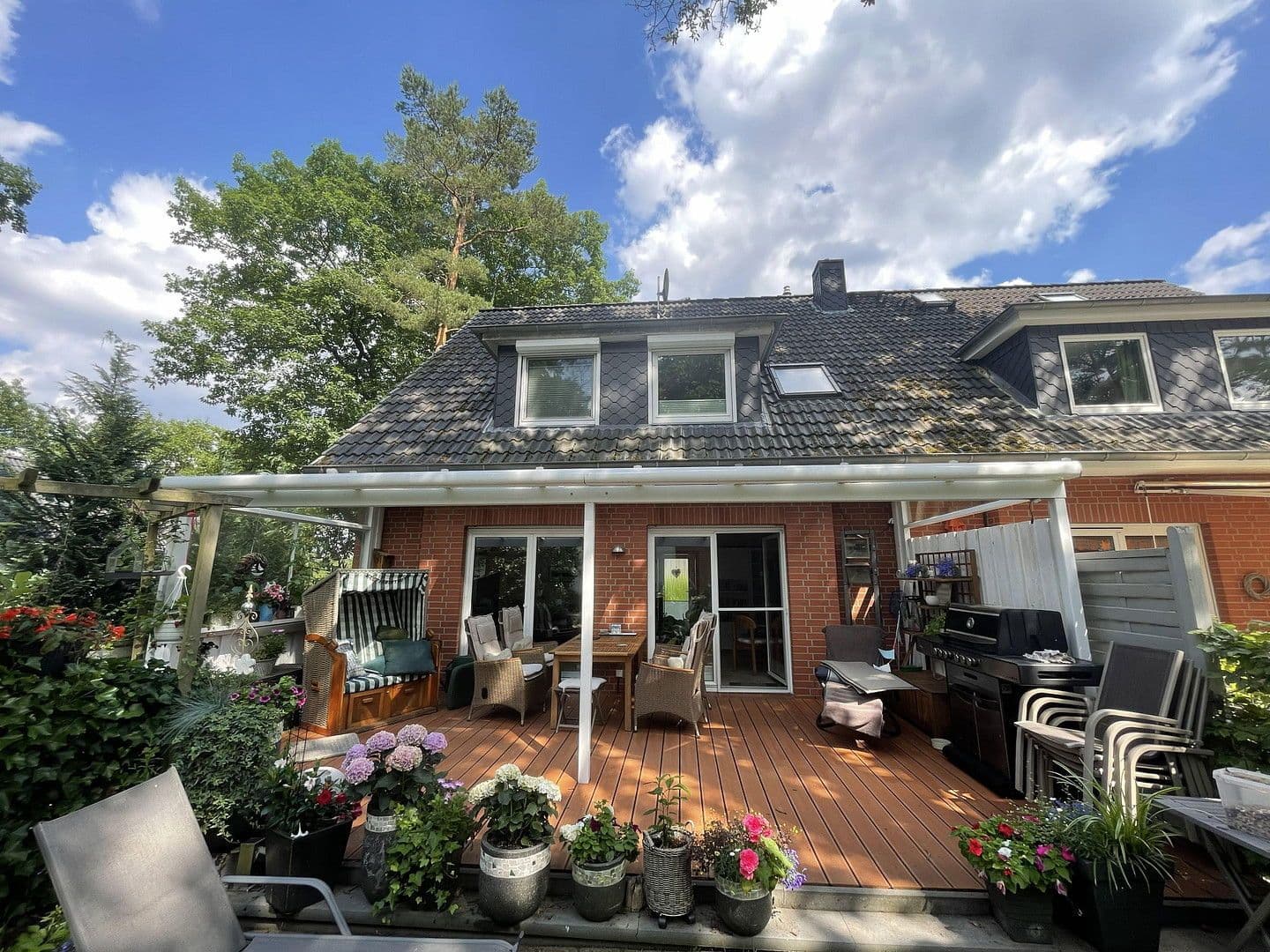 Predaj domu 155 m², pozemek 450 m², Talweg, 4M, Hamburg, Hamburg Predaj domu 155 m², pozemek 450 m², Talweg, 4M, Hamburg, Hamburg