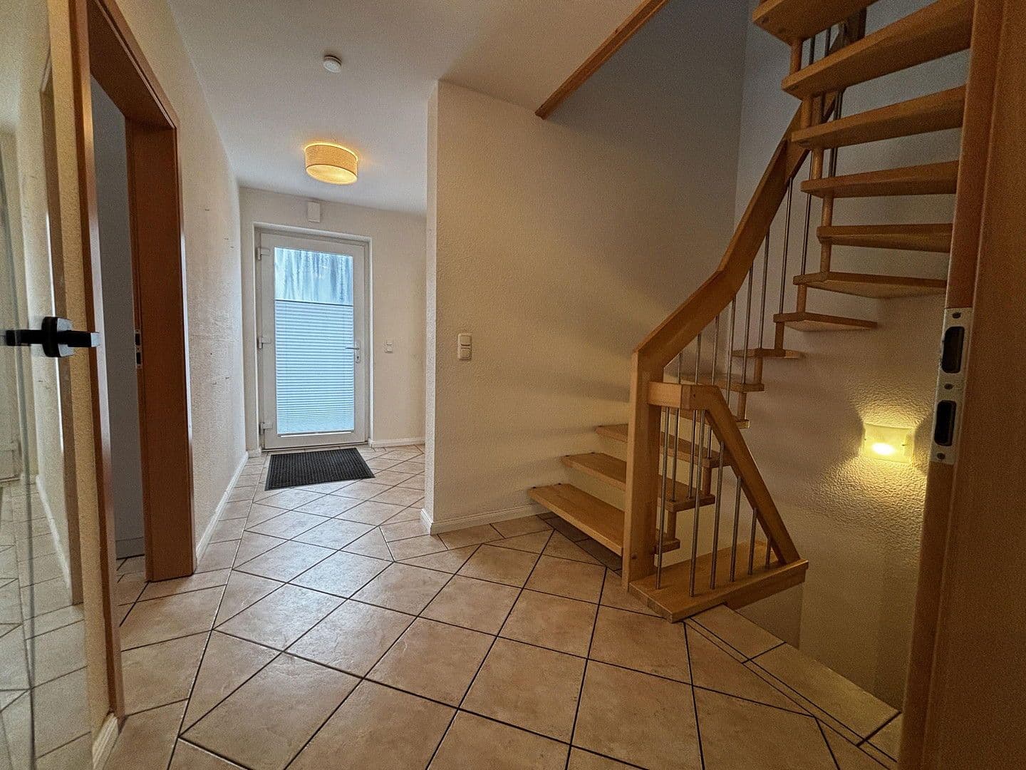 Predaj domu 155 m², pozemek 450 m², Talweg, 4M, Hamburg, Hamburg Predaj domu 155 m², pozemek 450 m², Talweg, 4M, Hamburg, Hamburg