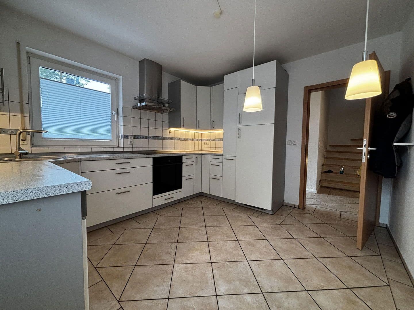 Predaj domu 155 m², pozemek 450 m², Talweg, 4M, Hamburg, Hamburg Predaj domu 155 m², pozemek 450 m², Talweg, 4M, Hamburg, Hamburg