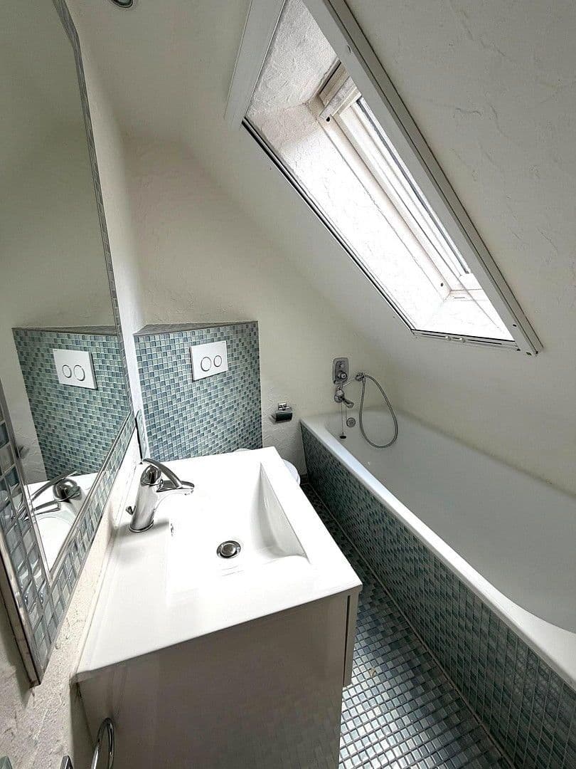 Predaj domu 277 m², pozemek 803 m², Butzweiler Str. 52, Kordel, Porýnie-Falcko Predaj domu 277 m², pozemek 803 m², Butzweiler Str. 52, Kordel, Porýnie-Falcko