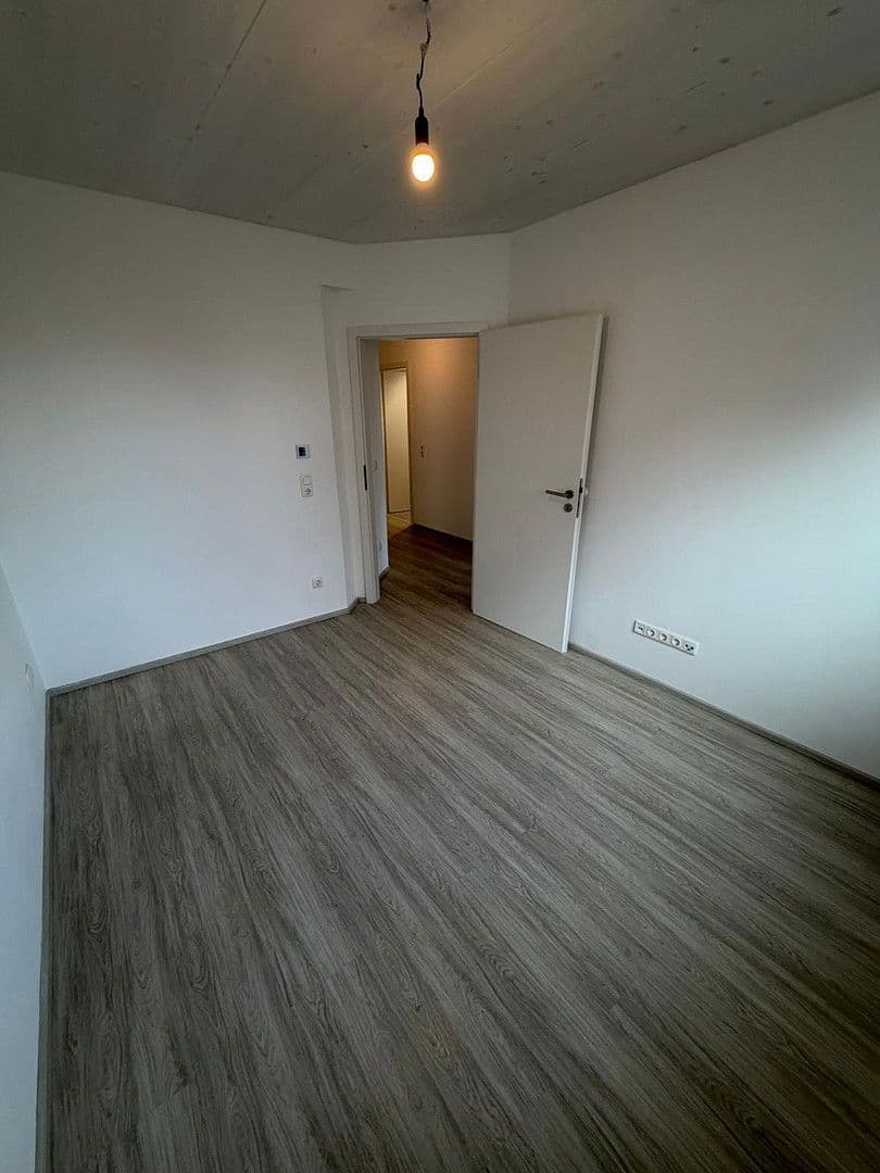 Predaj bytu 3-izbový 90 m², Biebesheim am Rhein, Hesensko Predaj bytu 3-izbový 90 m², Biebesheim am Rhein, Hesensko