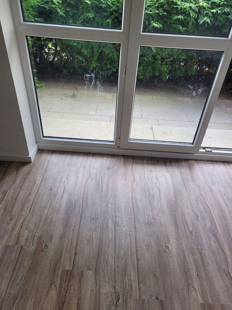 Prenájom bytu 1-izbový 34 m², In der Musel 27, Bad Urach, Bádensko-Wurttembersko Prenájom bytu 1-izbový 34 m², In der Musel 27, Bad Urach, Bádensko-Wurttembersko