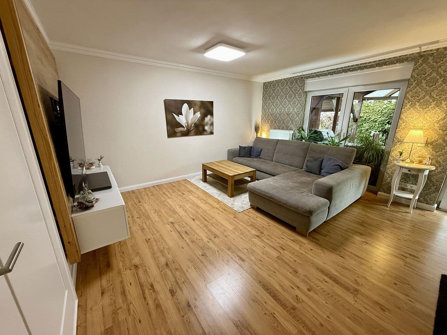 Predaj domu 142 m², pozemek 418 m², Stelle, Dolné Sasko Predaj domu 142 m², pozemek 418 m², Stelle, Dolné Sasko