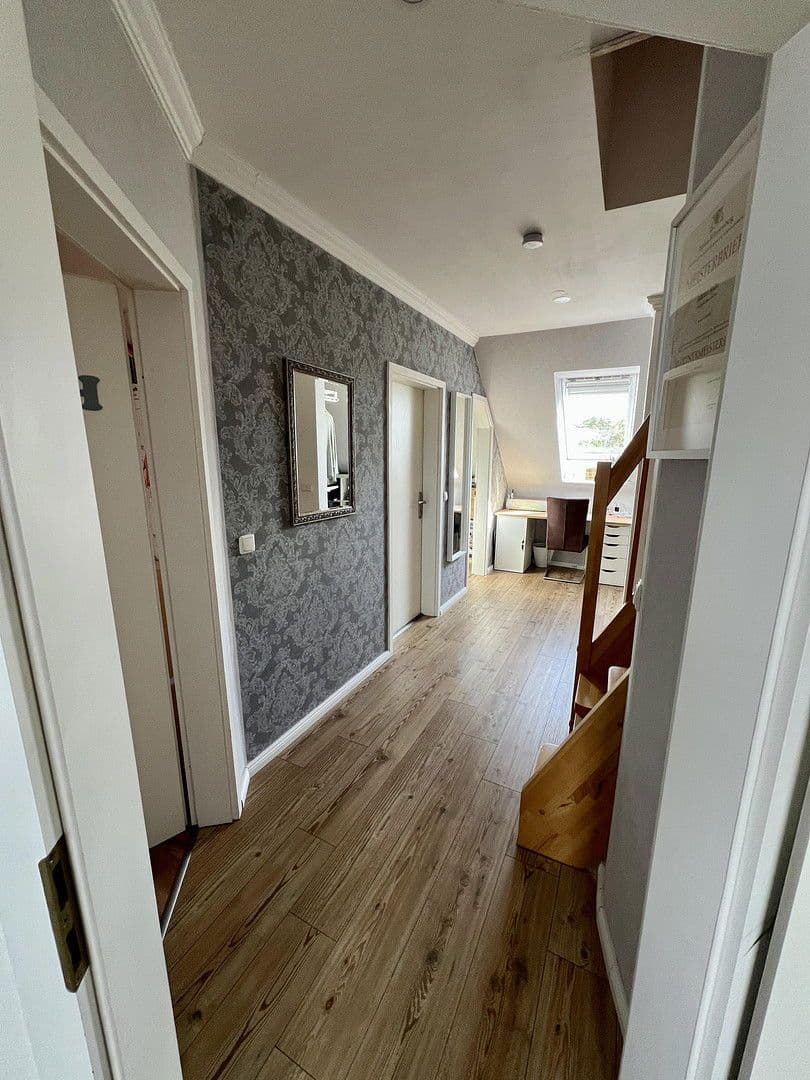 Predaj domu 142 m², pozemek 418 m², Stelle, Dolné Sasko Predaj domu 142 m², pozemek 418 m², Stelle, Dolné Sasko