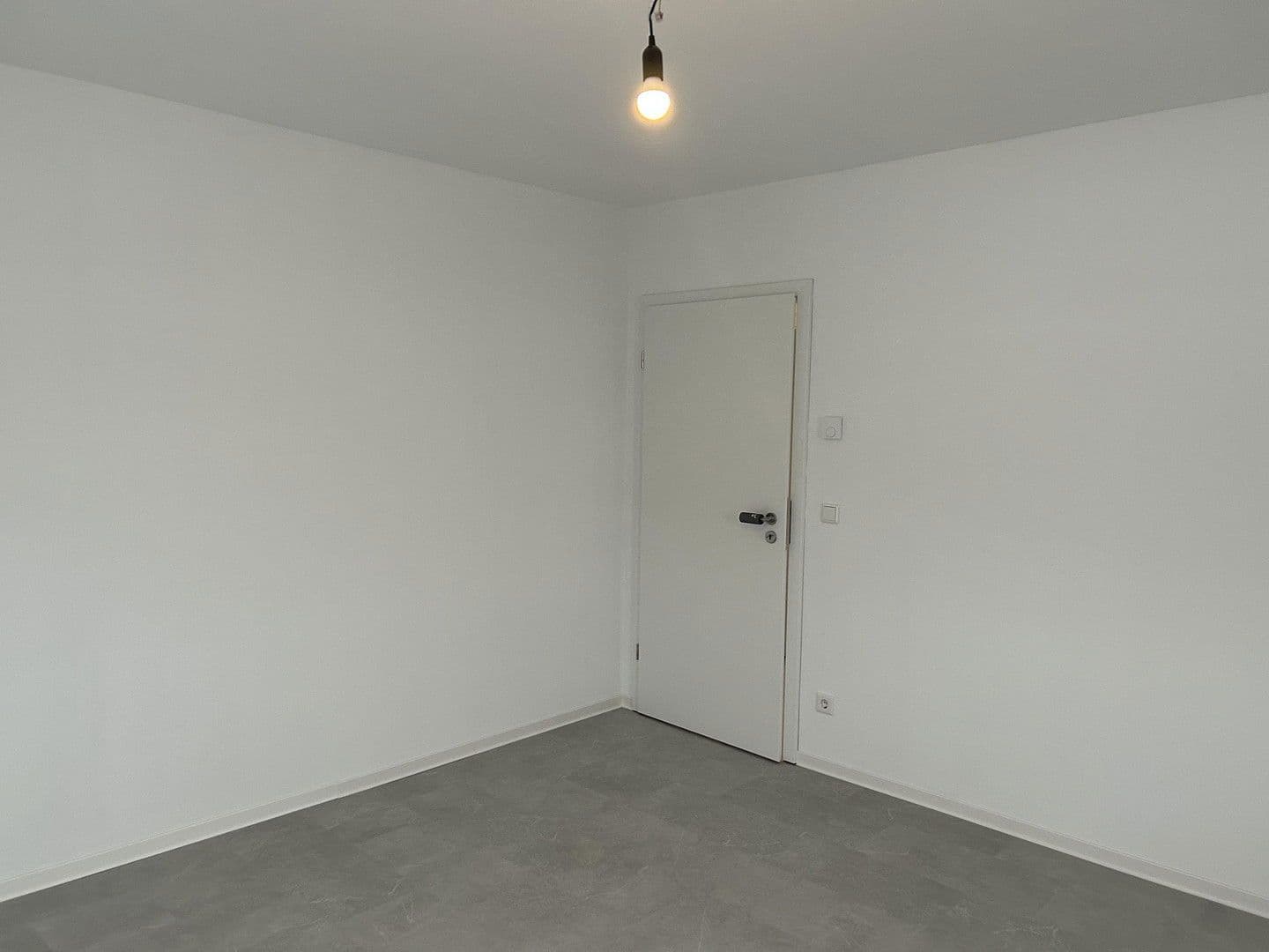 Predaj domu 124 m², pozemek 459 m², Wehingen, Bádensko-Wurttembersko Predaj domu 124 m², pozemek 459 m², Wehingen, Bádensko-Wurttembersko