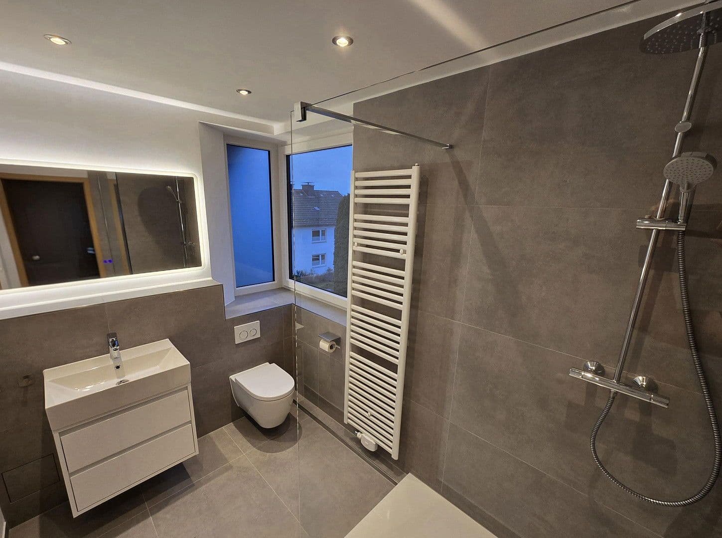 Prenájom bytu 2-izbový 68 m², Bielefeld, Severné Porýnie - Westfálsko Prenájom bytu 2-izbový 68 m², Bielefeld, Severné Porýnie - Westfálsko