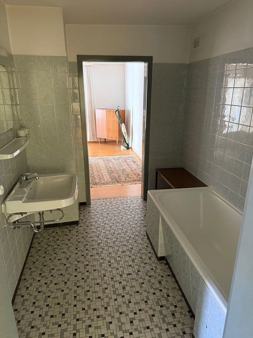 Predaj domu 250 m², pozemek 928 m², Sessgasse 22, Bühlertal, Bádensko-Wurttembersko Predaj domu 250 m², pozemek 928 m², Sessgasse 22, Bühlertal, Bádensko-Wurttembersko