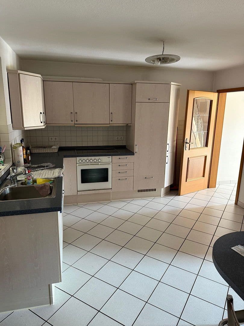 Predaj domu 250 m², pozemek 928 m², Sessgasse 22, Bühlertal, Bádensko-Wurttembersko Predaj domu 250 m², pozemek 928 m², Sessgasse 22, Bühlertal, Bádensko-Wurttembersko