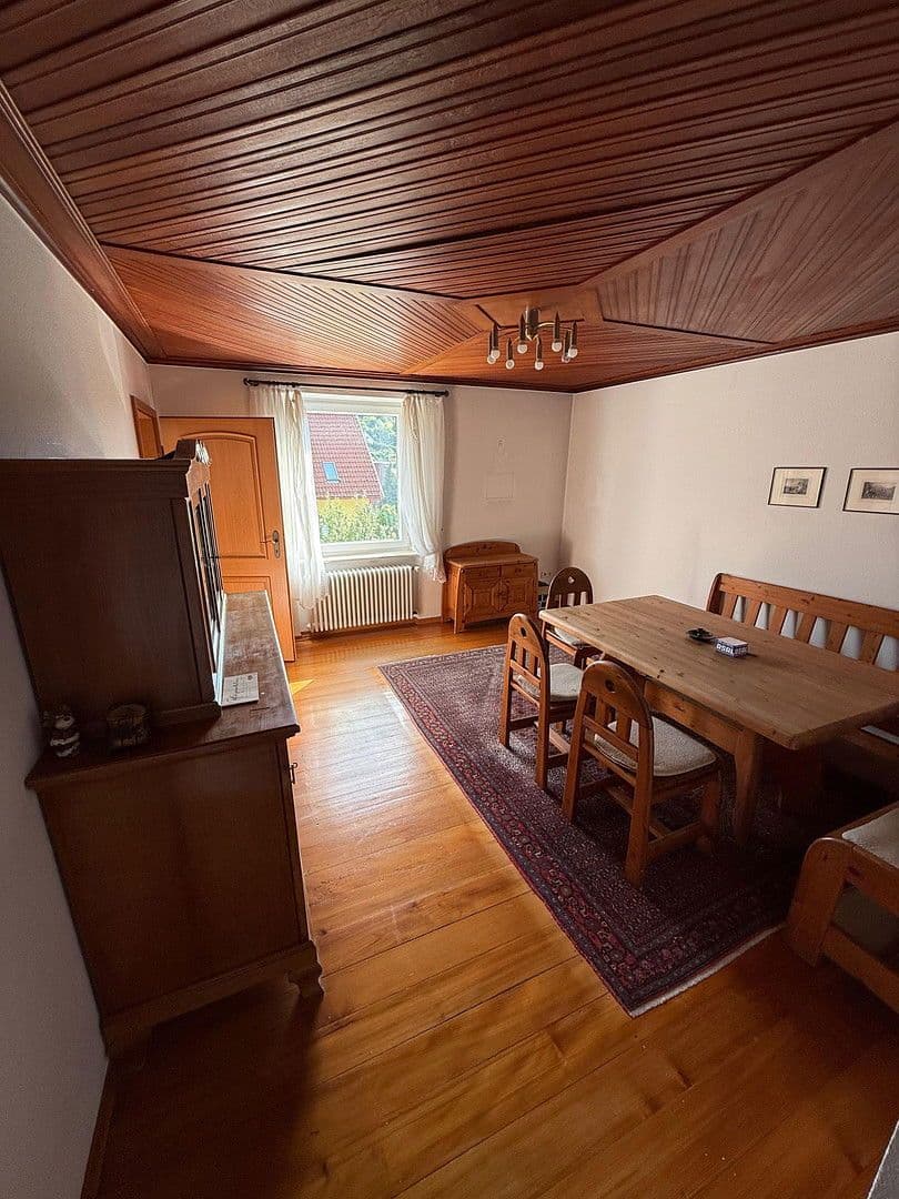 Predaj domu 250 m², pozemek 928 m², Sessgasse 22, Bühlertal, Bádensko-Wurttembersko Predaj domu 250 m², pozemek 928 m², Sessgasse 22, Bühlertal, Bádensko-Wurttembersko