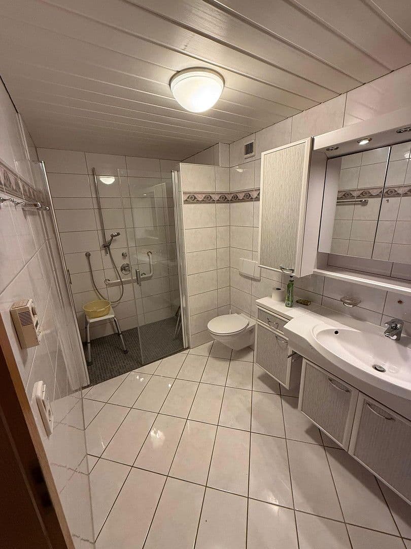 Predaj domu 250 m², pozemek 928 m², Sessgasse 22, Bühlertal, Bádensko-Wurttembersko Predaj domu 250 m², pozemek 928 m², Sessgasse 22, Bühlertal, Bádensko-Wurttembersko