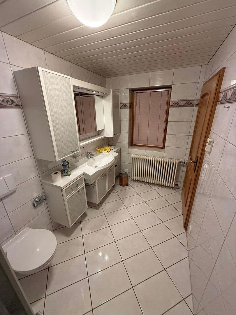 Predaj domu 250 m², pozemek 928 m², Sessgasse 22, Bühlertal, Bádensko-Wurttembersko Predaj domu 250 m², pozemek 928 m², Sessgasse 22, Bühlertal, Bádensko-Wurttembersko