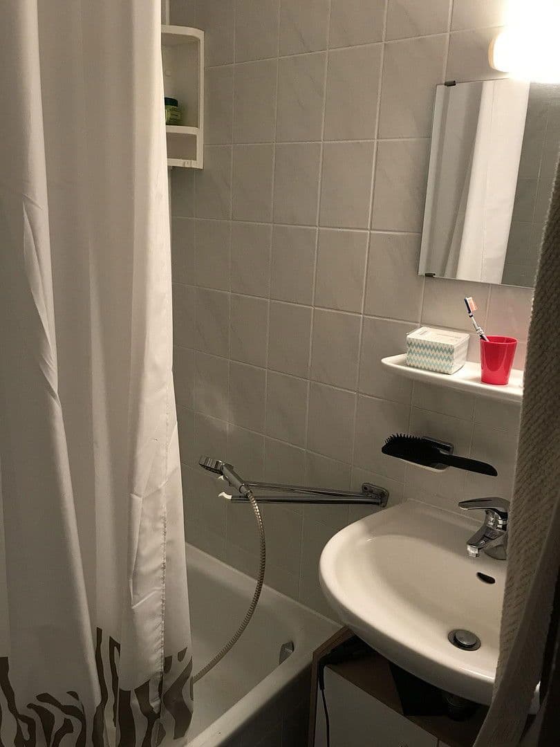 Prenájom bytu 1-izbový 28 m², Heidenheimerstrasse 20, Garching, Bavorsko Prenájom bytu 1-izbový 28 m², Heidenheimerstrasse 20, Garching, Bavorsko