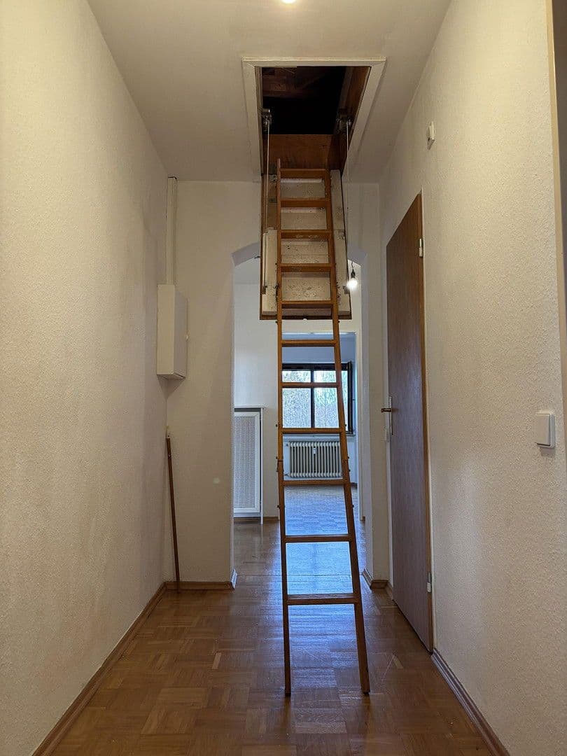 Predaj domu 155 m², pozemek 1.195 m², Usingen, Hesensko Predaj domu 155 m², pozemek 1.195 m², Usingen, Hesensko