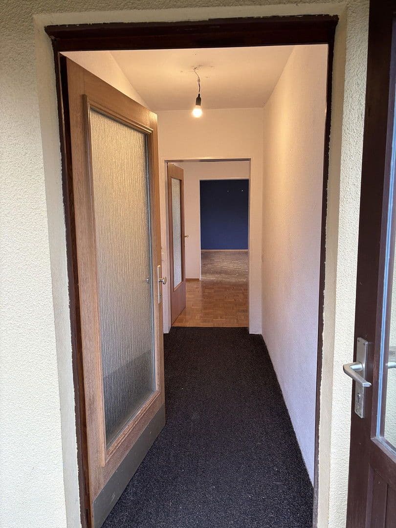 Predaj domu 155 m², pozemek 1.195 m², Usingen, Hesensko Predaj domu 155 m², pozemek 1.195 m², Usingen, Hesensko