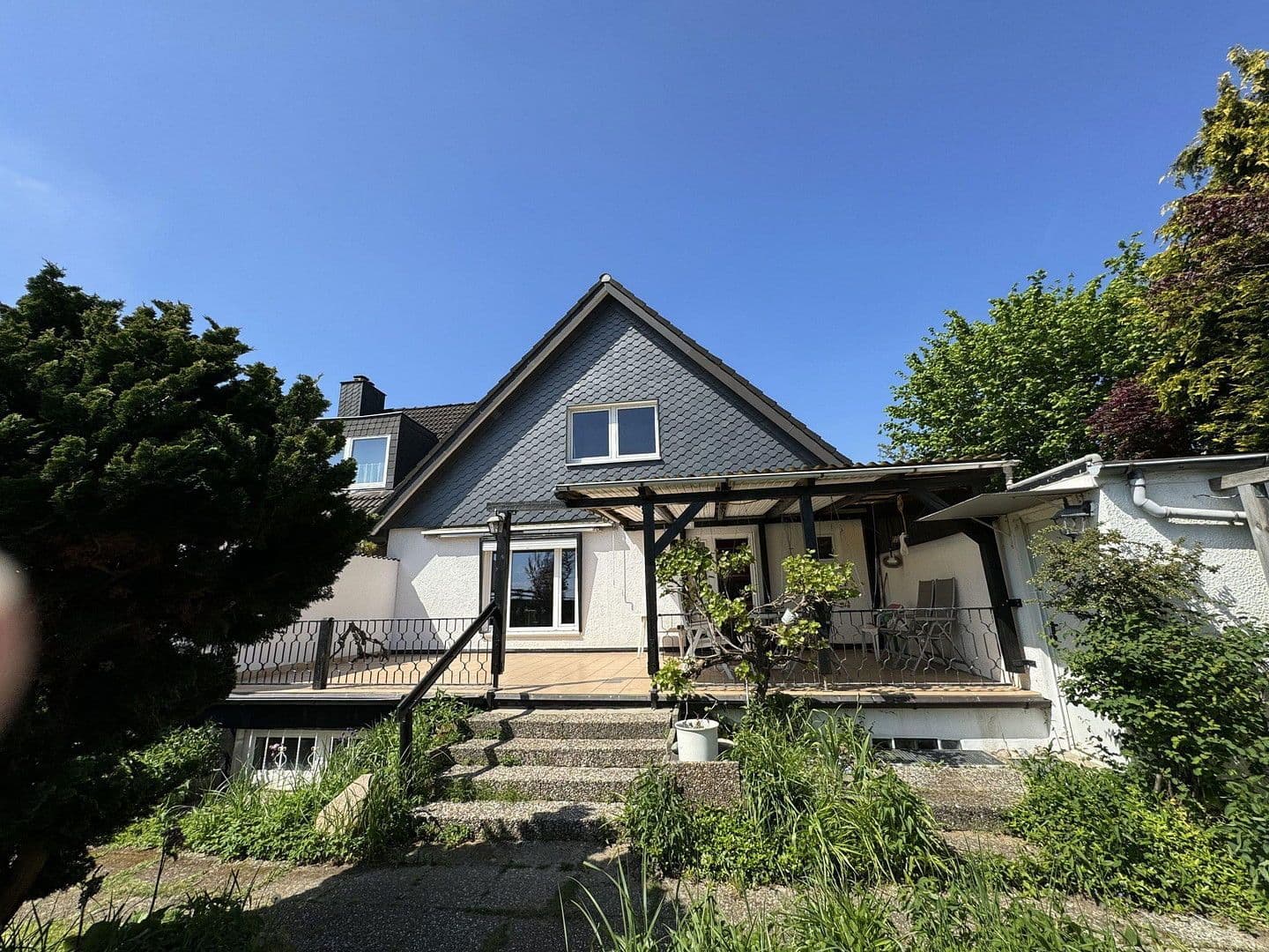 Predaj domu 220 m², pozemek 1.098 m², Stockelsdorf, Šlezvicko-Holštajnsko Predaj domu 220 m², pozemek 1.098 m², Stockelsdorf, Šlezvicko-Holštajnsko