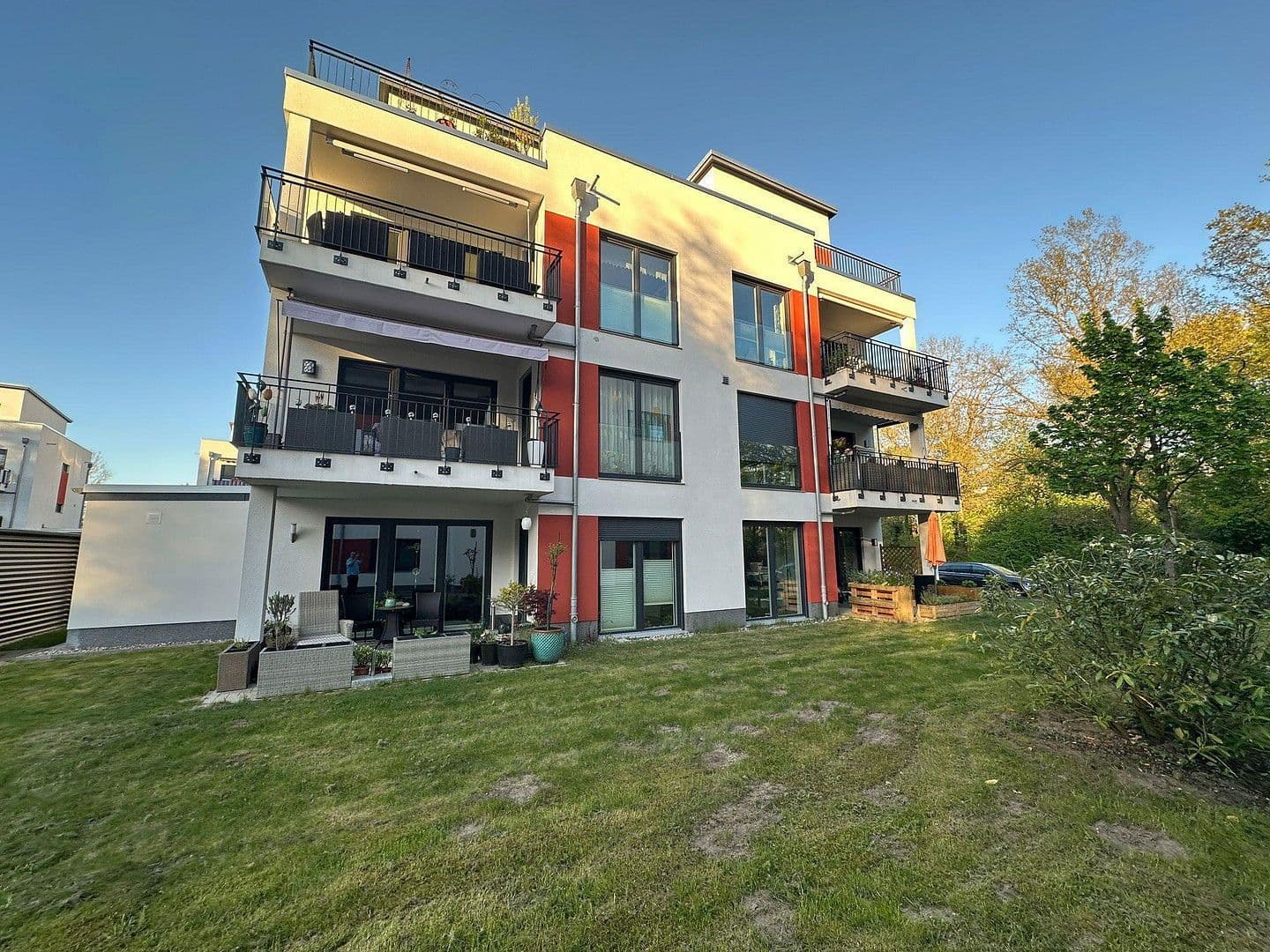 Predaj bytu 3-izbový 129 m², Schwerin (Krebsförden), Meklenbursko-Predpomoransko Predaj bytu 3-izbový 129 m², Schwerin (Krebsförden), Meklenbursko-Predpomoransko