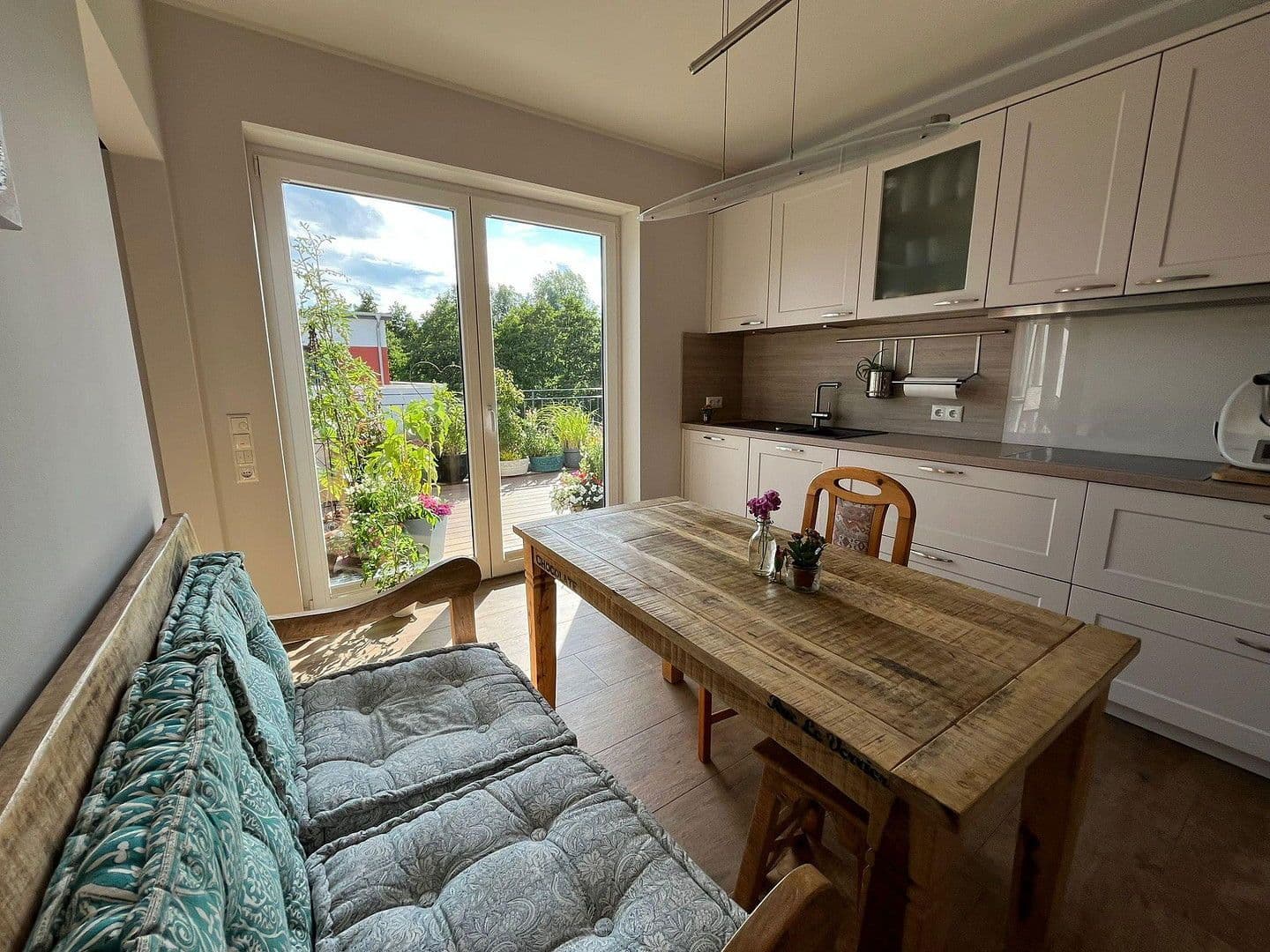 Predaj bytu 3-izbový 129 m², Schwerin (Krebsförden), Meklenbursko-Predpomoransko Predaj bytu 3-izbový 129 m², Schwerin (Krebsförden), Meklenbursko-Predpomoransko