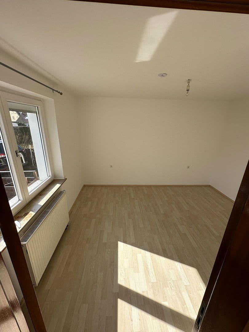 Prenájom bytu 2-izbový 38 m², In den Ringelgärten 123, Stuttgart, Bádensko-Wurttembersko Prenájom bytu 2-izbový 38 m², In den Ringelgärten 123, Stuttgart, Bádensko-Wurttembersko