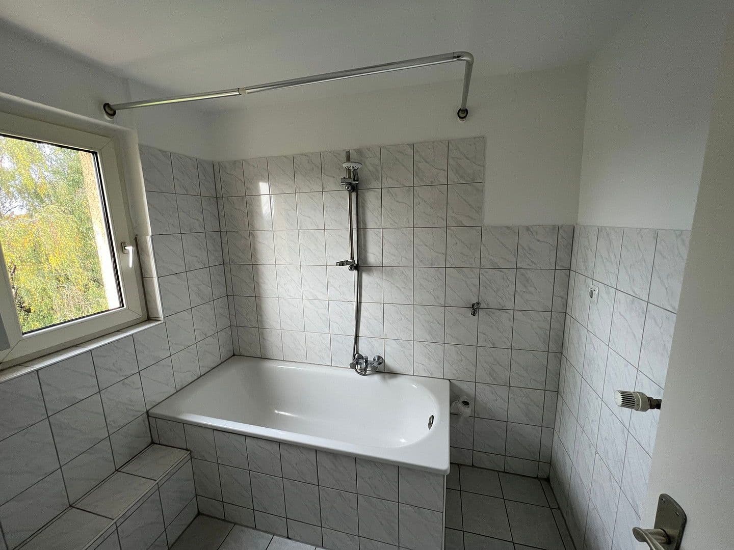 Prenájom bytu 2-izbový 63 m², Hüttenstr. 7, Hattingen, Severné Porýnie - Westfálsko Prenájom bytu 2-izbový 63 m², Hüttenstr. 7, Hattingen, Severné Porýnie - Westfálsko