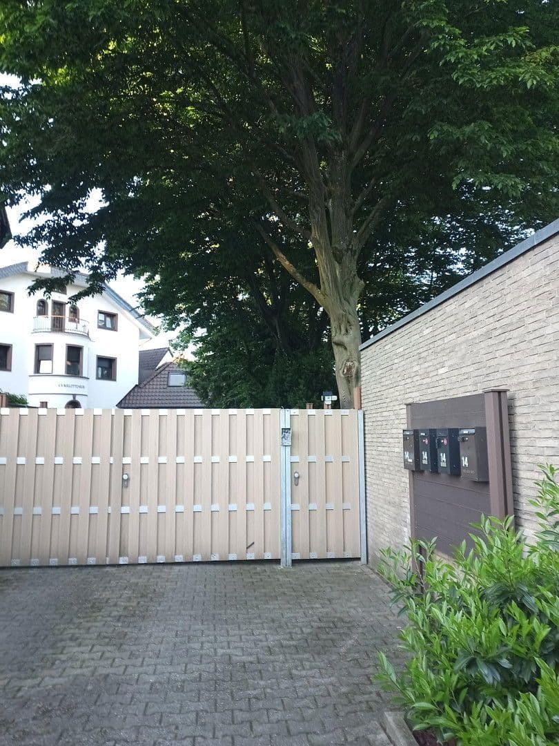 Predaj domu 410 m², pozemek 1.741 m², Krefeld, Severné Porýnie - Westfálsko Predaj domu 410 m², pozemek 1.741 m², Krefeld, Severné Porýnie - Westfálsko
