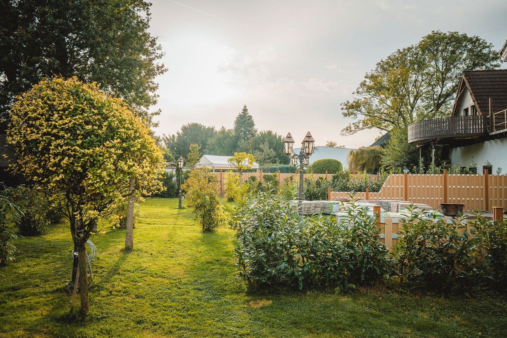 Predaj domu 410 m², pozemek 1.741 m², Krefeld, Severné Porýnie - Westfálsko Predaj domu 410 m², pozemek 1.741 m², Krefeld, Severné Porýnie - Westfálsko