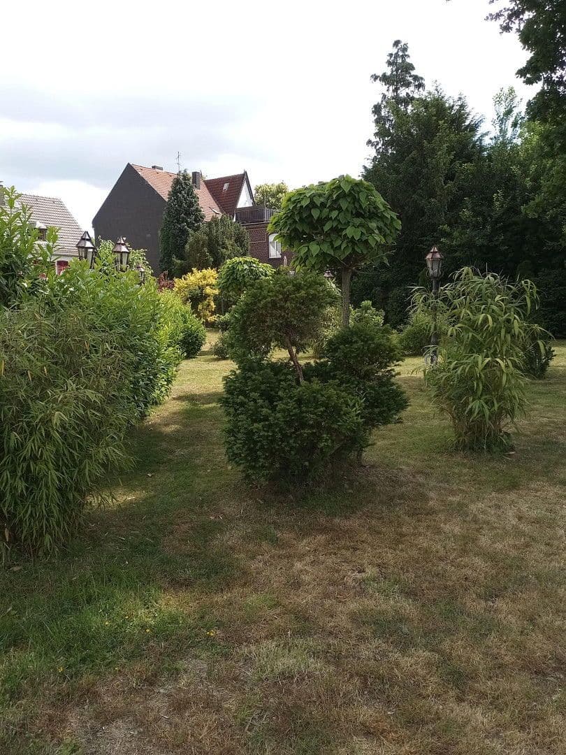 Predaj domu 410 m², pozemek 1.741 m², Krefeld, Severné Porýnie - Westfálsko Predaj domu 410 m², pozemek 1.741 m², Krefeld, Severné Porýnie - Westfálsko