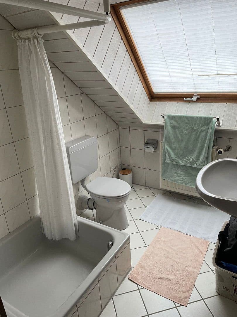 Prenájom bytu 2-izbový 43 m², Rödermark, Hesensko Prenájom bytu 2-izbový 43 m², Rödermark, Hesensko