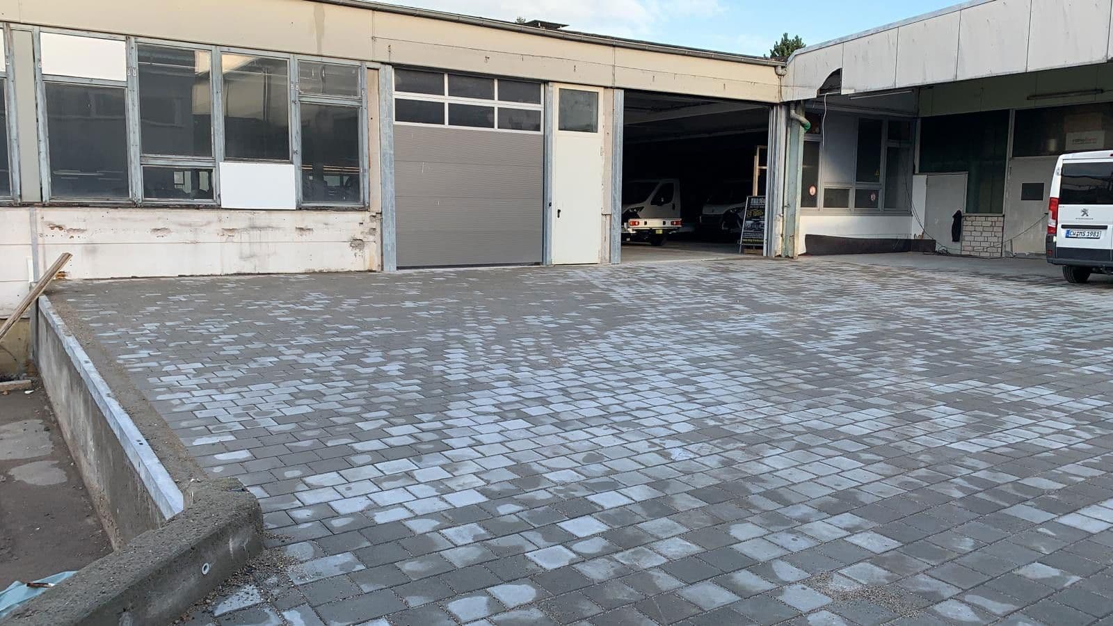 Prenájom nebytového priestoru 1.012 m², Engelsbrand, Bádensko-Wurttembersko Prenájom nebytového priestoru 1.012 m², Engelsbrand, Bádensko-Wurttembersko