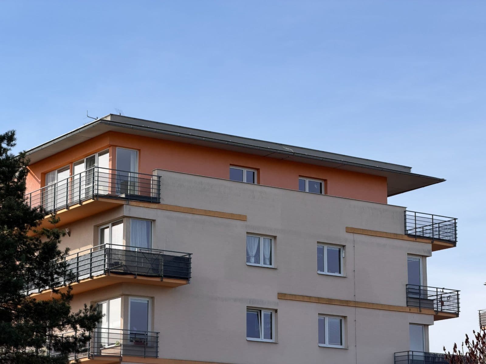 Predaj bytu 4-izbový 108 m², Topělecká, Písek, Jihočeský kraj Predaj bytu 4-izbový 108 m², Topělecká, Písek, Jihočeský kraj