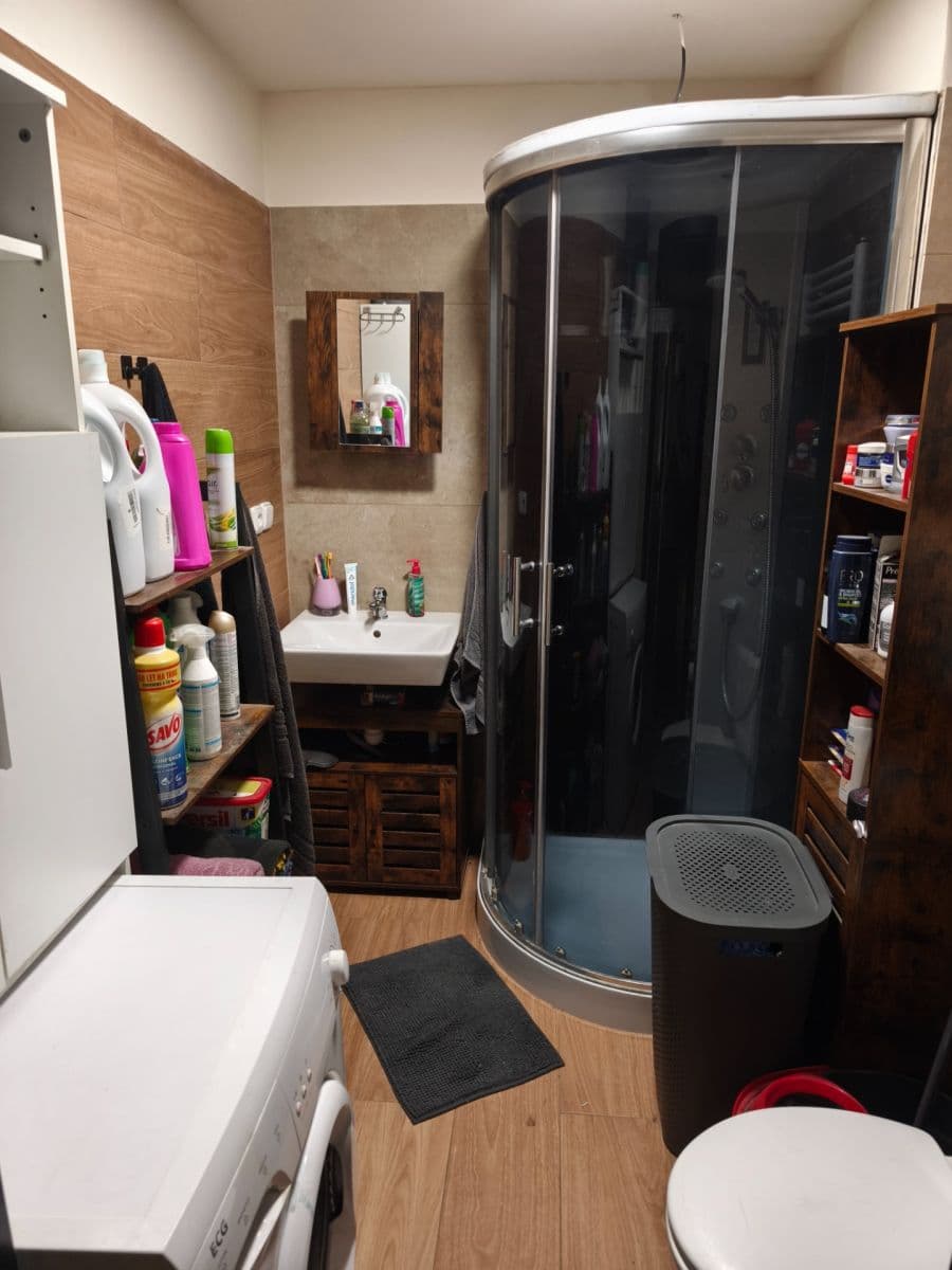 Predaj domu 151 m², pozemek 410 m², Bílé Podolí, Středočeský kraj Predaj domu 151 m², pozemek 410 m², Bílé Podolí, Středočeský kraj