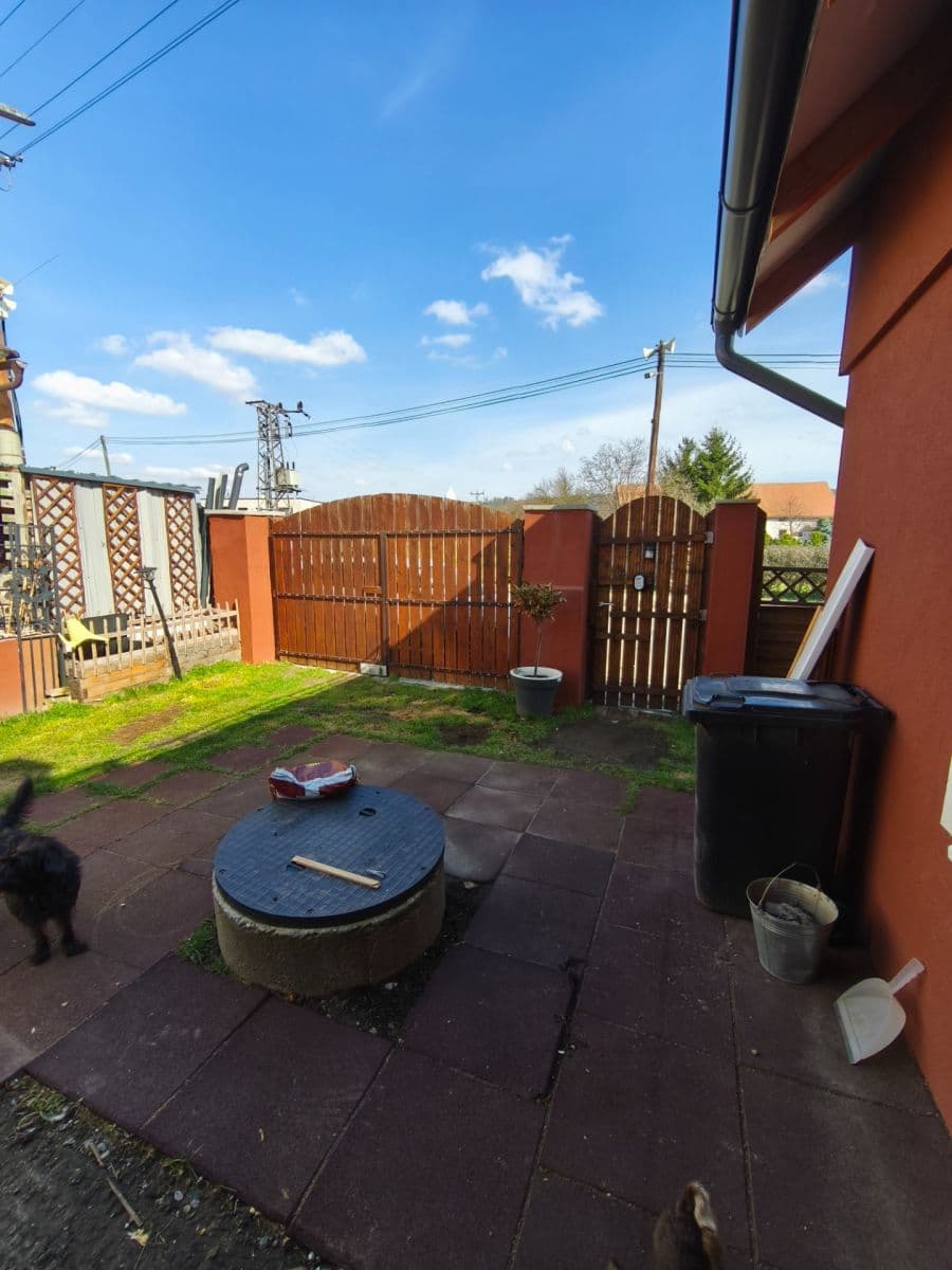 Predaj domu 151 m², pozemek 410 m², Bílé Podolí, Středočeský kraj Predaj domu 151 m², pozemek 410 m², Bílé Podolí, Středočeský kraj