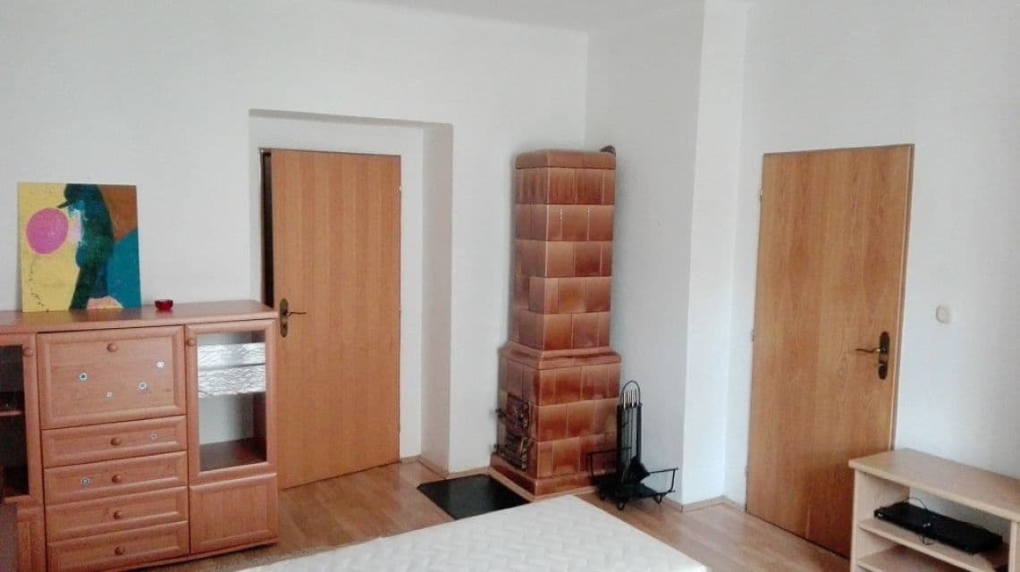 Prenájom bytu 2-izbový 67 m², Vrchlického, Karlovy Vary, Karlovarský kraj Prenájom bytu 2-izbový 67 m², Vrchlického, Karlovy Vary, Karlovarský kraj