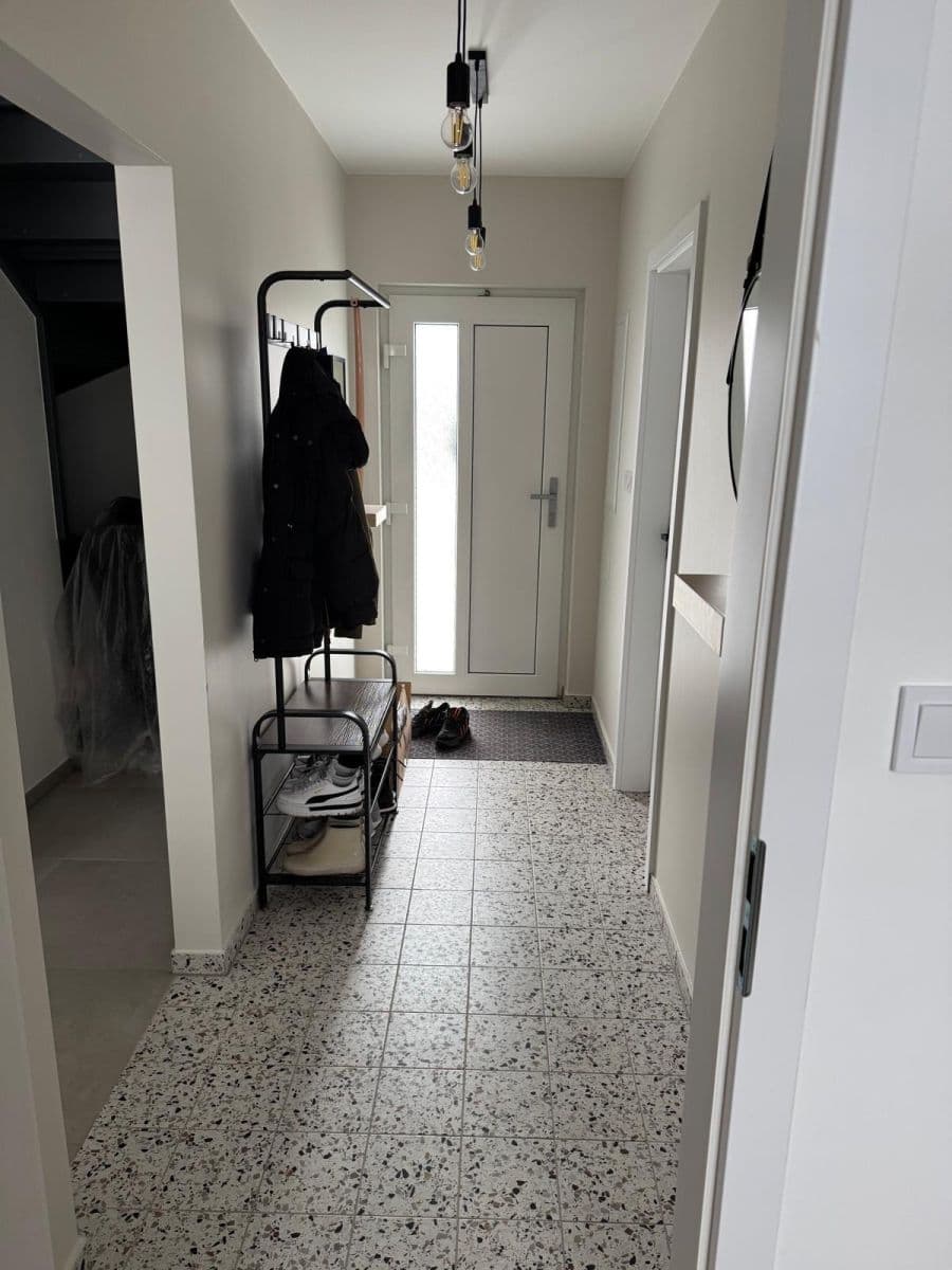 Prenájom domu 100 m², pozemek 1.295 m², Krychnov, Středočeský kraj Prenájom domu 100 m², pozemek 1.295 m², Krychnov, Středočeský kraj