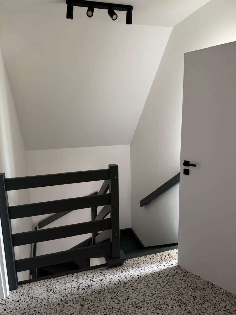 Prenájom domu 100 m², pozemek 1.295 m², Krychnov, Středočeský kraj Prenájom domu 100 m², pozemek 1.295 m², Krychnov, Středočeský kraj